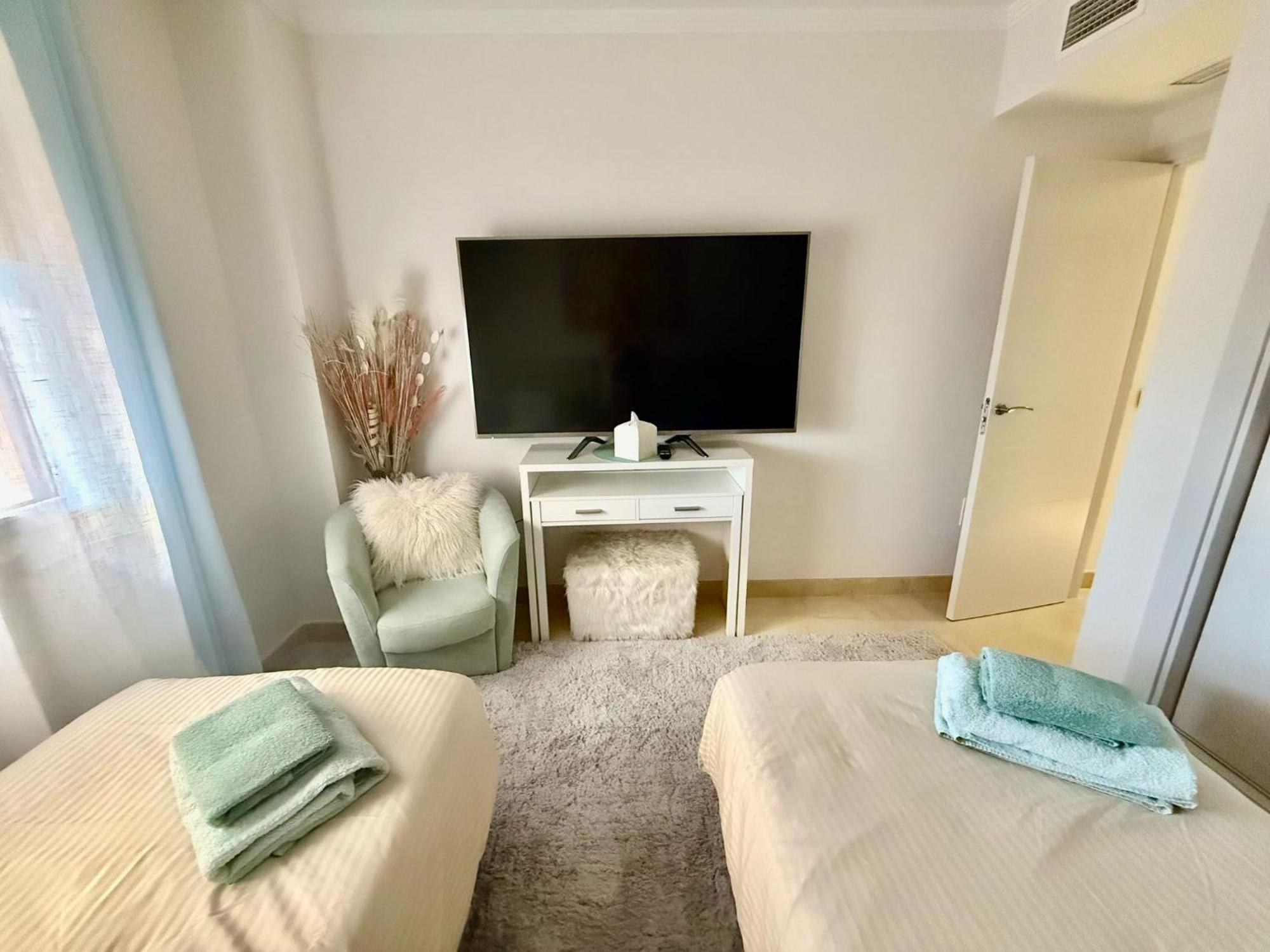 Casares Beach Golf Apartment With Private Garden Direct Pool Access Exterior photo