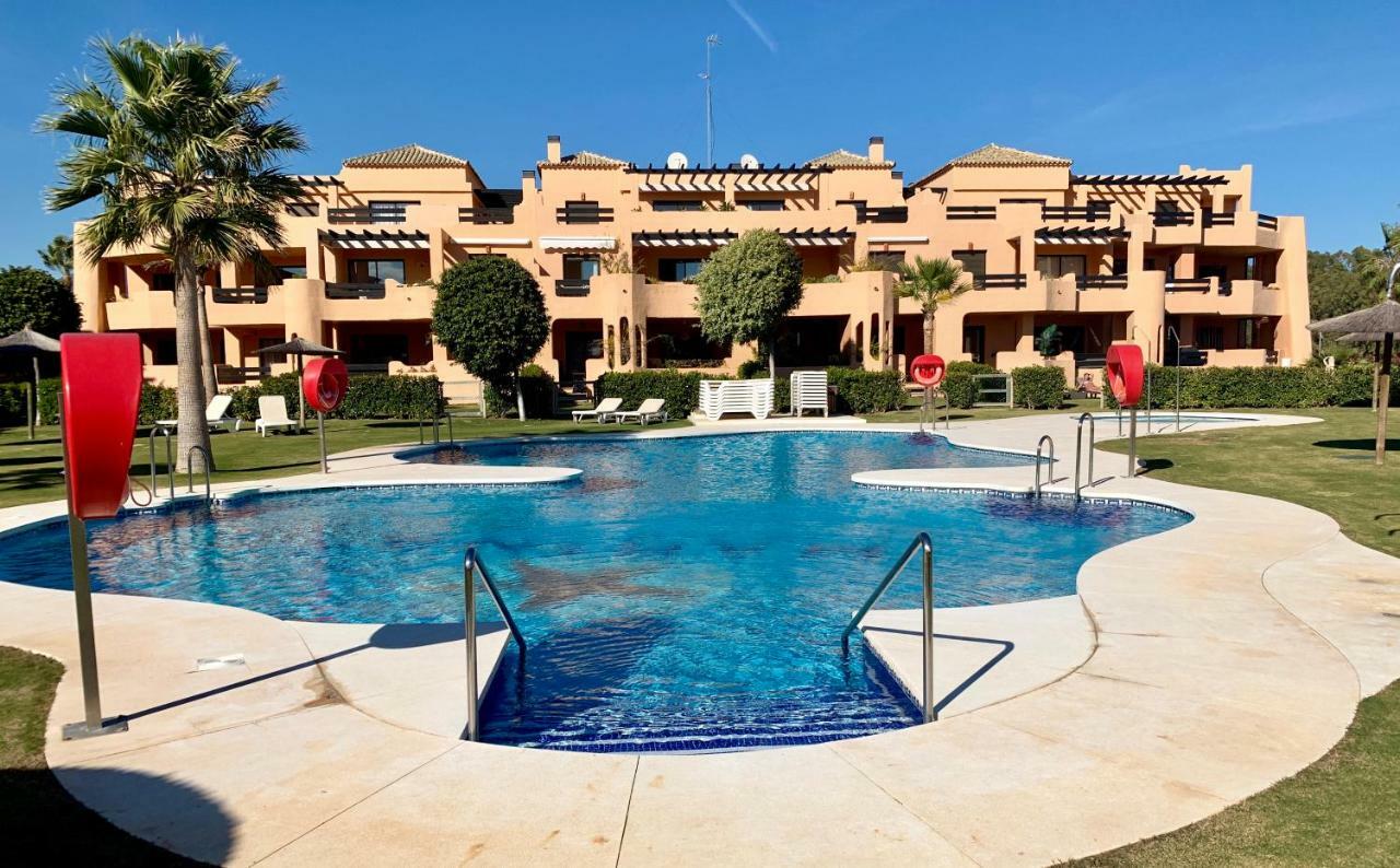 Casares Beach Golf Apartment With Private Garden Direct Pool Access Exterior photo